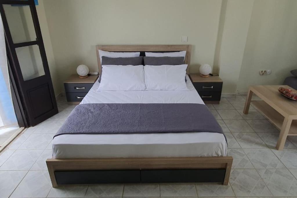 Cosy Messaria Apartment เมซาเรีย ภายนอก รูปภาพ