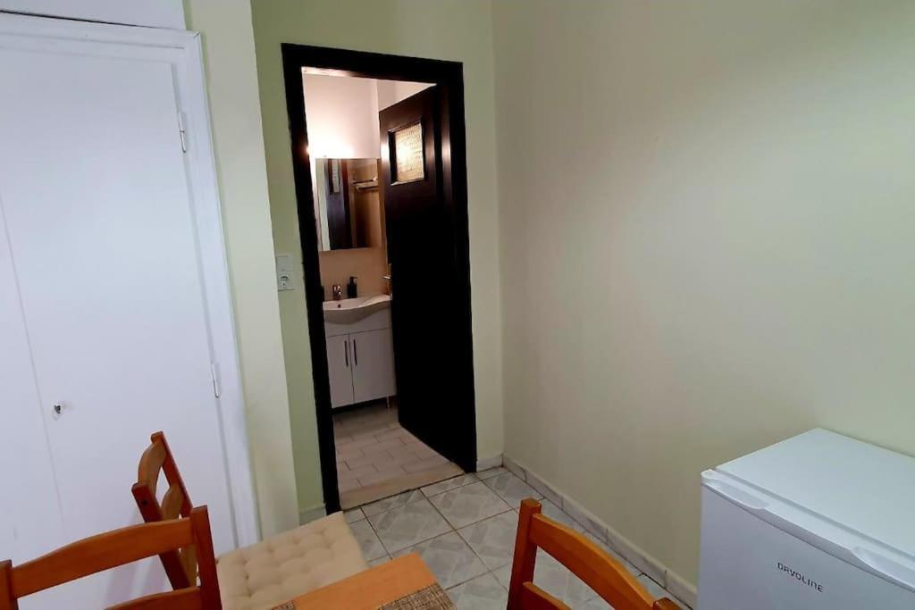 Cosy Messaria Apartment เมซาเรีย ภายนอก รูปภาพ